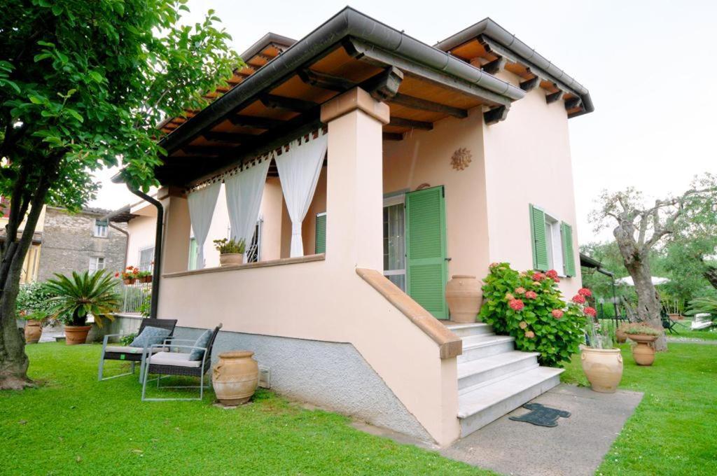 La Madonnina Bed & Breakfast Querceta Exterior photo